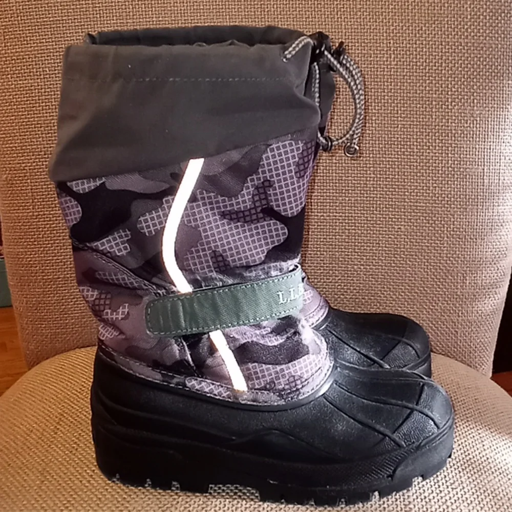 L.L. Bean Camo Winter Snow Boots Size 2